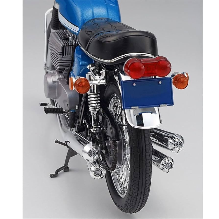 Amazon.co.jp: Motorcycle Scale Model Fits Suzuki GT380 B